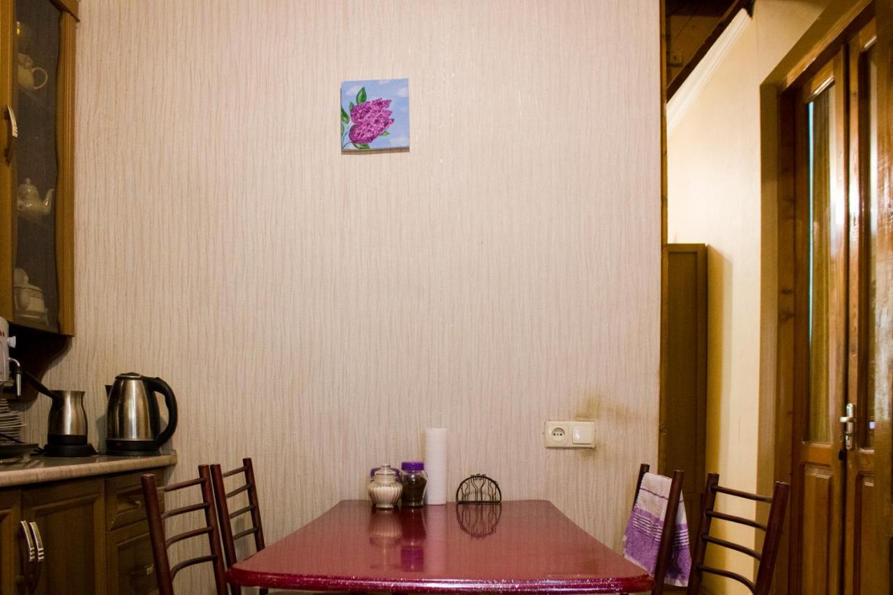 Nino'S Guest House Тбілісі Екстер'єр фото