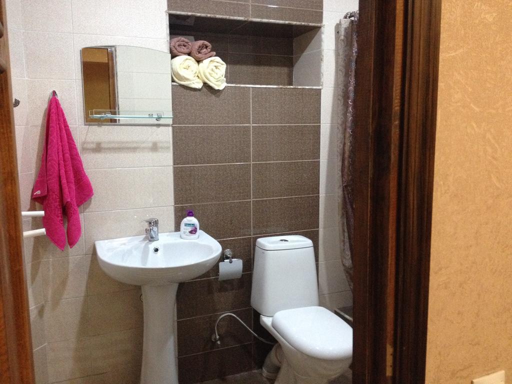Nino'S Guest House Тбілісі Екстер'єр фото